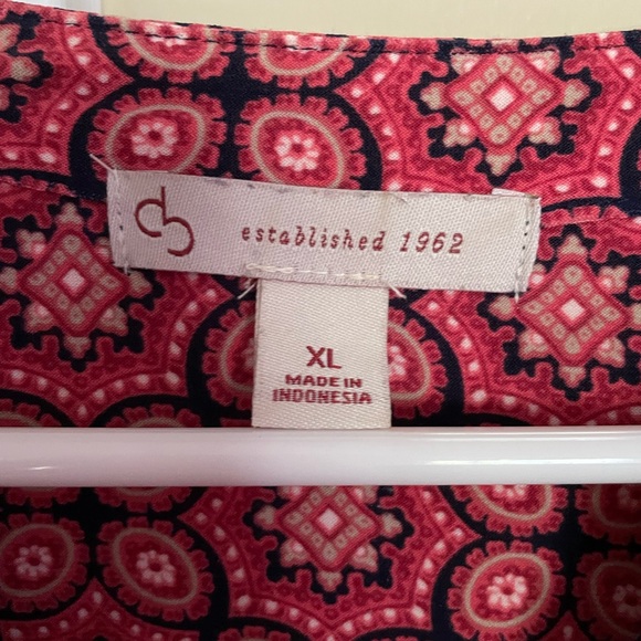 Dress Barn Burgundy Paisley Patterned Blouse with Gold Buttons - Picture 4 of 4